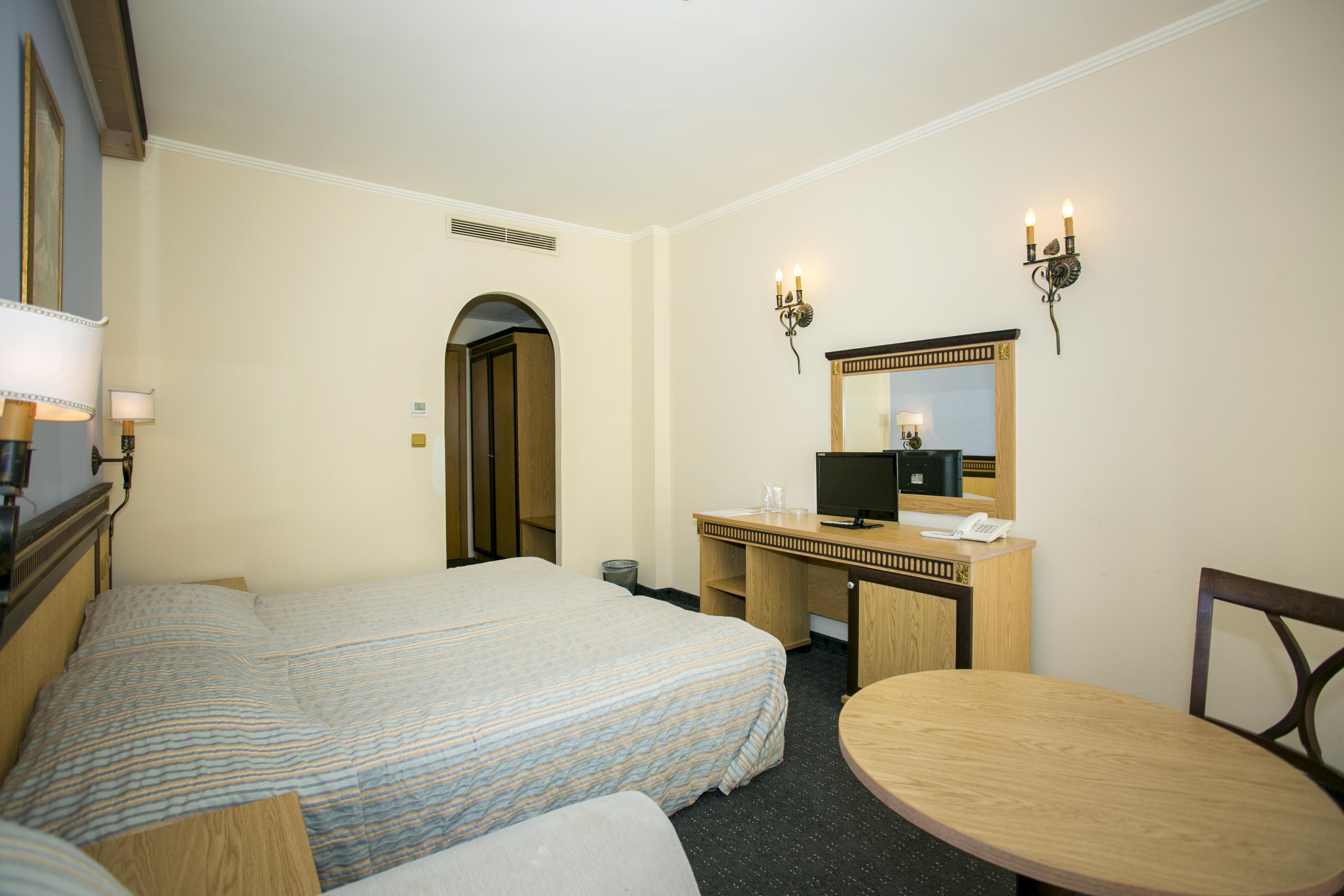 Atrium Beach Hotel Elenite Esterno foto