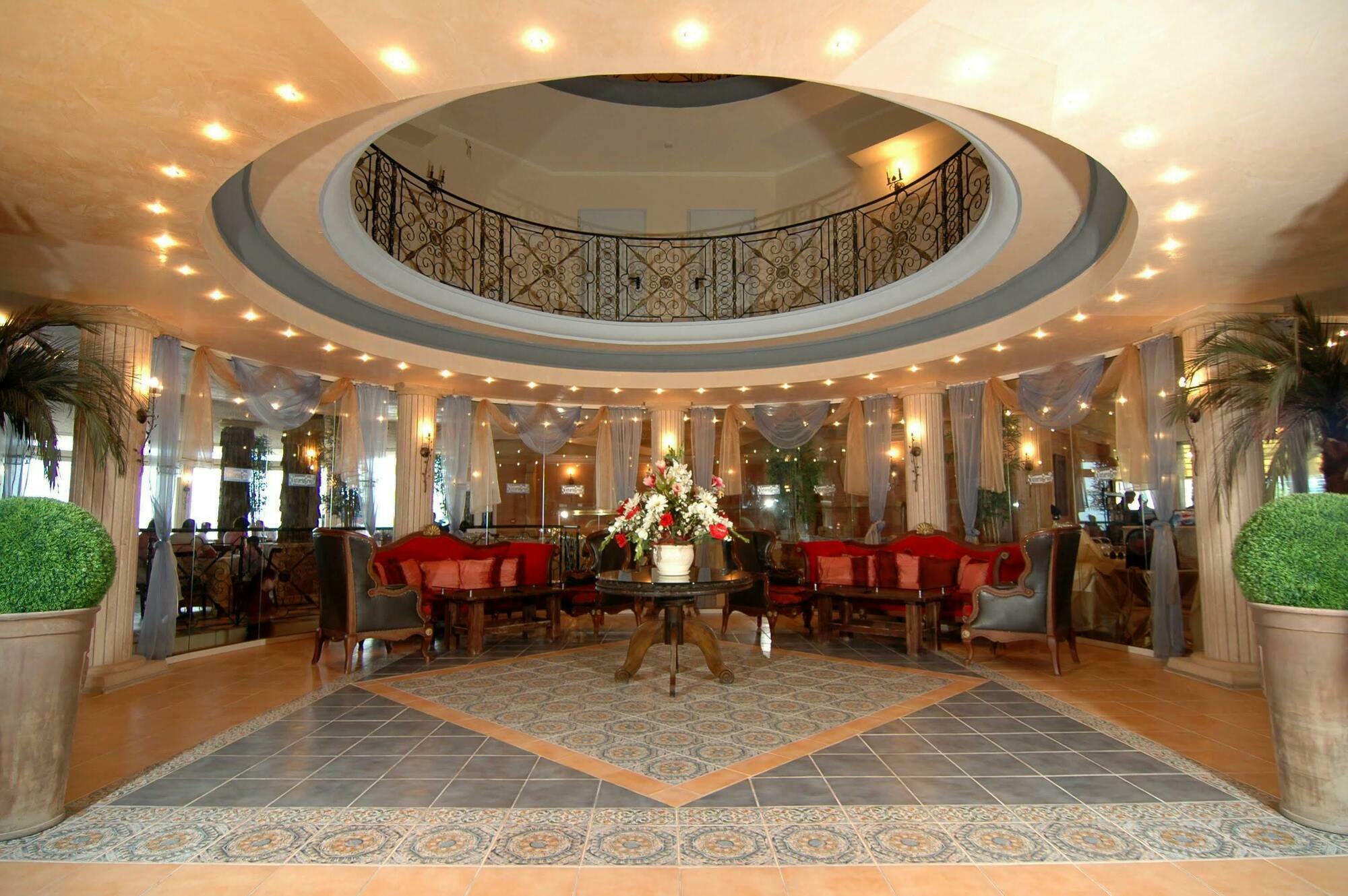 Atrium Beach Hotel Elenite Esterno foto